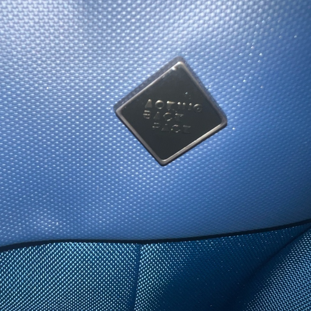 Dark Blue carryon/Backpack